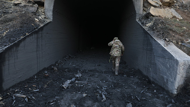 Suriye'de YPG tünellerinde patlama: Suriyeli 3 asker öldü