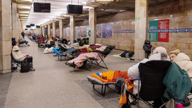 En soğuk gecede Rusya feci vurdu... Eksi 25 derecede ölüm kalım savaşı