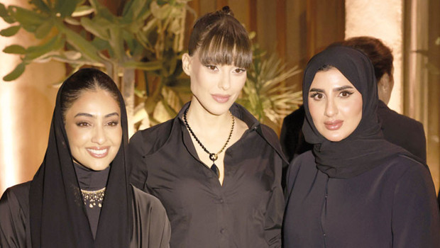 Kraliyet Ailesi üyeleri ile buluştu