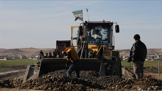 YPG'nin Yıktığı Köprüyü Halk Kendi İmkanlarıyla Onarıyor Mu?