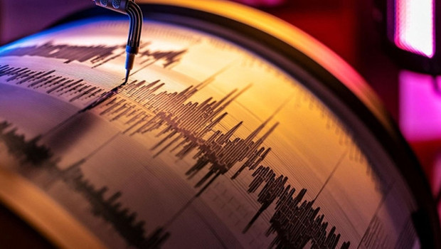 Son dakika... Akdeniz bölgesinde 4.2 büyüklüğünde deprem oldu