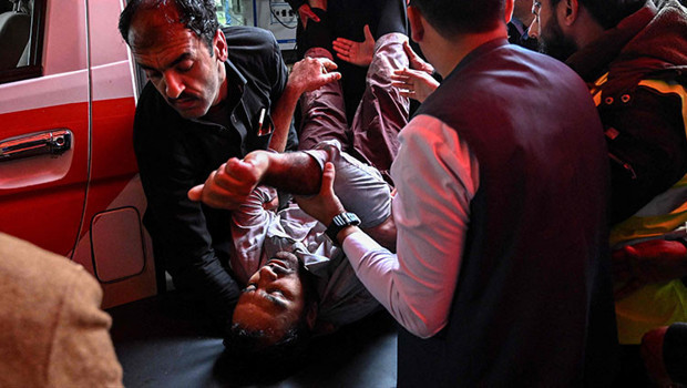 Son dakika... Pakistan’da camide patlama: Çok sayıda ölü ve yaralı