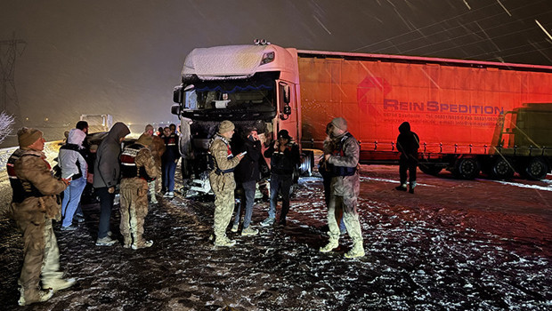Erzurum'da katliam gibi kaza: 4 ölü