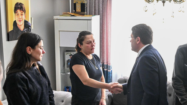 Bakan Tunç’tan Atlas Çağlayan’ın ailesine ziyaret