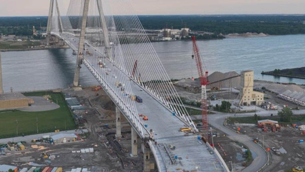 Trump'tan Kanada'ya tehdit: Yarısını istedi