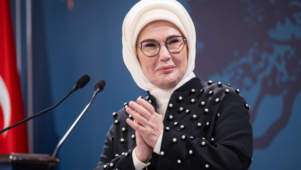 Emine Erdoğan: Kadınların Değeri Sadece Dış Görünüşle Mi Ölçülüyor?