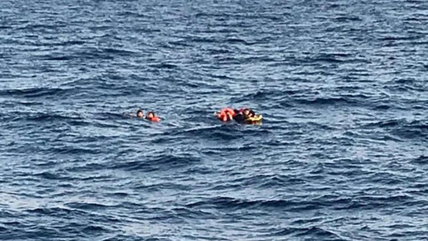 İzmir'den acı haber! Göçmen botu battı: 3 ölü