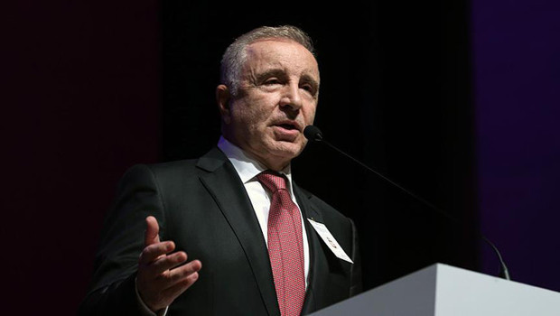 Ünal Aysal: 'Barcelona seviyesinde takım yapardım'