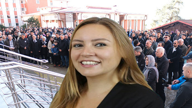 Üniversiteyi yasa boğan ölüm: 44 yaşındaki öğretim üyesi balkondan düşerek hayatını kaybetti