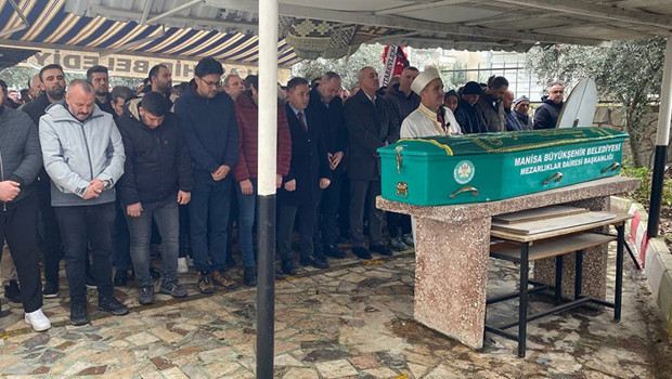 Matematik öğretmeninin yürek yakan ölümü: Cenazesinde gözyaşları sel oldu