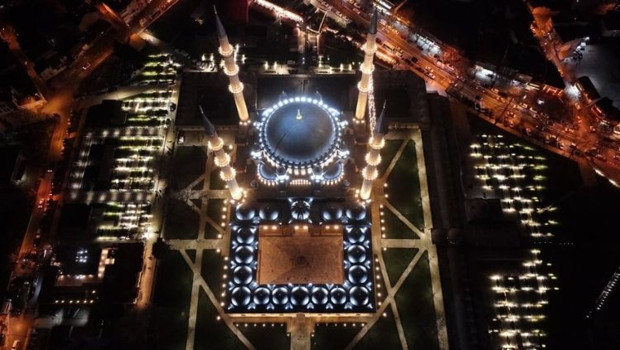 Selimiye Camii Ramazan’a yeni ışığıyla “merhaba” dedi