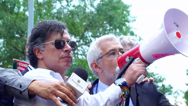 Kolombiya lideri Petro'dan halka eylem çağrısı