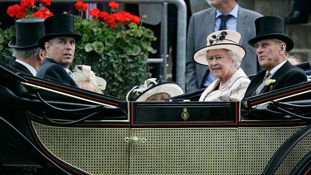 ‘Kraliçe’nin şımarık oğluydu’: Büyük bir krize imza attı... Bunca yıl annesi mi koruyordu?