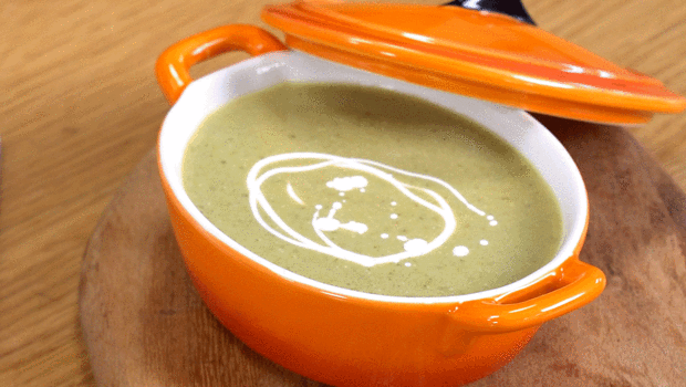 Brokoli çorbası tarifi (Videolu)