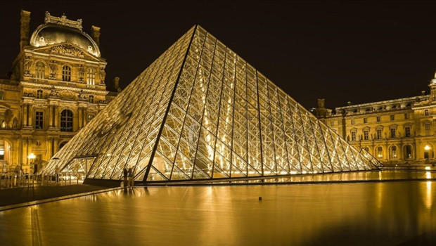 Louvre Müzesi'nin yeni müdürü belli oldu