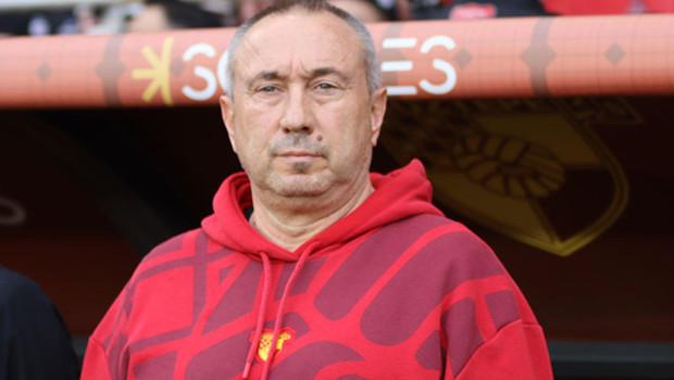 Göztepe teknik direktörü Stoilov'dan "vaktimizi üzülerek geçirmiyoruz" mesajı