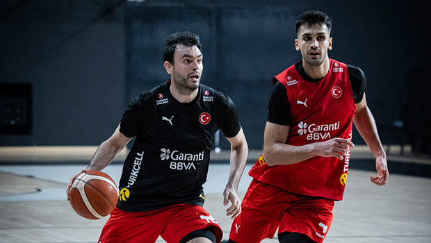 12 Dev Adam Sırbistan'a konuk olacak!