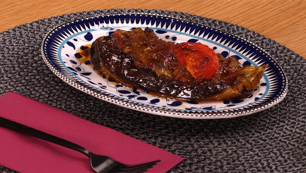 Karnıyarık tarifi (Videolu)