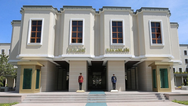 Kırmızı bültenle ve ulusal seviyede aranan 41 suçlu yakalandı