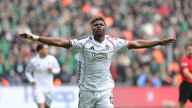 Agbadou: 'Beşiktaş'a katkı sağlamak istiyorum!'