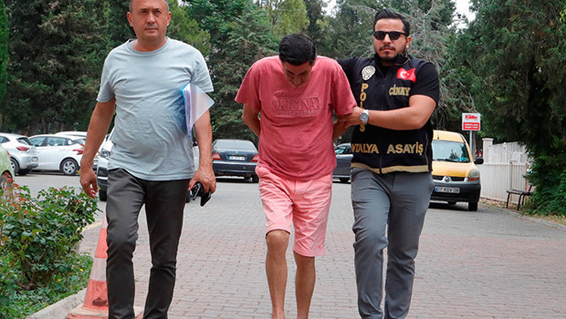 Oğlunu parkta 36 bıçak darbesi ile öldürmüştü: Cezası belli oldu