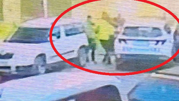 İstanbul'da motosikleti takip eden polisler kaza yaptı