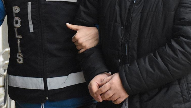 İran'dan Türkiye'ye midesinde soktu: 5 gözaltı