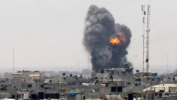 İsrail kana doymuyor… Gazze'ye yönelik saldırılarda 3 Filistinli hayatını kaybetti