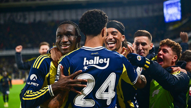 Fenerbahçe'de 3 maçtır aynı senaryo!