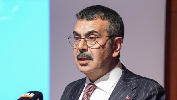 Bakan Tekin'den '15 yaş' açıklaması
