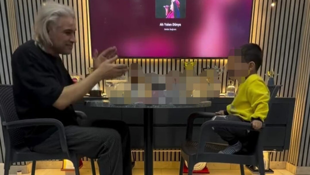 Alkol Masasında Çocuğuyla Skandal Anlar Yaratan Baba Gözaltında!