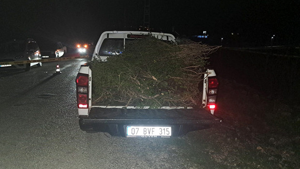 Kamyonet Kasasında Düşen Kadının Trajik Hikayesi Ne Anlatıyor?