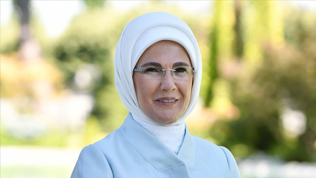 Emine Erdoğan'dan Kadir Gecesi'ne Özel Anlamlı Mesaj!