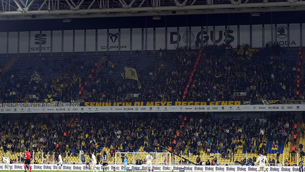 Kadıköy'de tribünler boş kaldı!