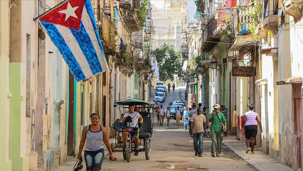 Küba, ABD'ye Karşı Direniş Yeminini Tazeliyor mu?