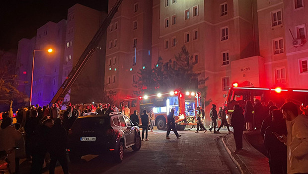 Şanlıurfa'da Elektrik Panosu Patladı: 8 Katlı Bina Boşaltıldı mı?