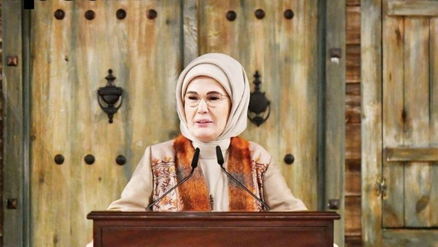 Çanakkale Zaferi'nde Duygusal Anma: Emine Erdoğan'dan Vurucu Mesaj