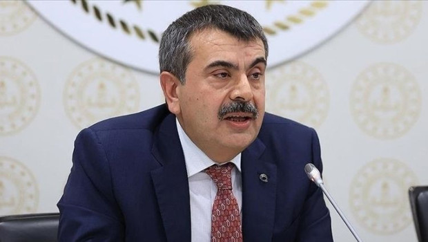 Bakan Tekin'den CHP'ye "Tosun Paşa" benzetmesi