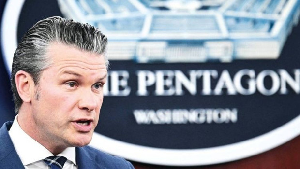 Pentagon para ve dua istedi… ‘Askerlerimiz için İsa Mesih’e dua edin’