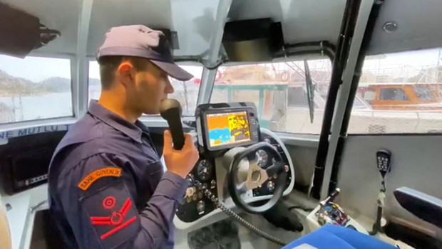 İçişleri Bakanı Çiftçi, güvenlik güçlerinin bayramını telsizden kutladı