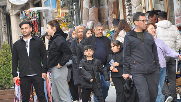 Kanal D'nin 'Uzak Şehir'i Mardin'i Ziyaret Edenlerle Doldurdu!