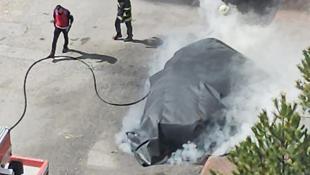 Kayseri'de Elektrikli Araç Yangınına Şok Çözüm: Yangın Battaniyesi!