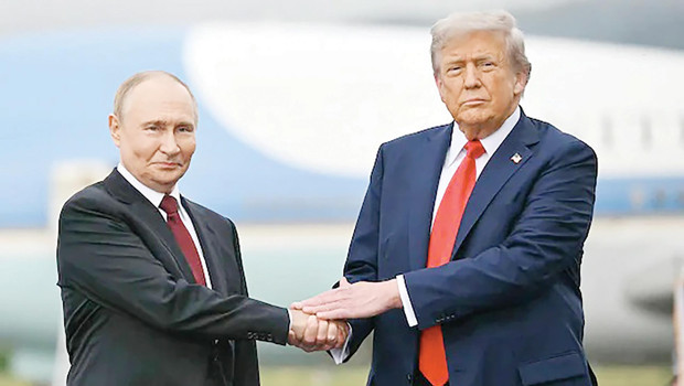 ABD ve Rusya’dan dünyaya mesaj aynı... İkisi de güç zoruna başvuruyor