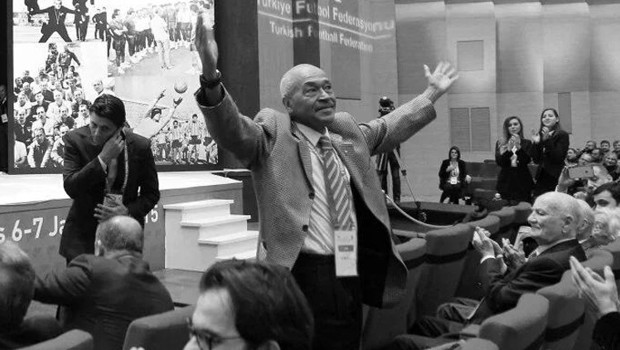 Eski futbolcu ve teknik direktör Çetin Güler hayatını kaybetti