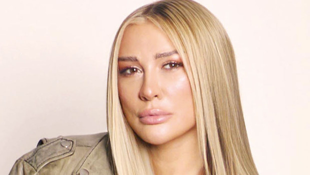 Ayrılık da aşk kadar zarafet gerektirir