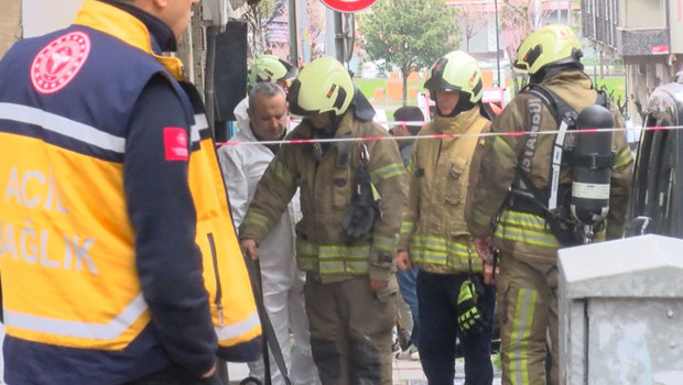 Bağcılar'da yangın tüpü dolumu yapılan iş yerinde gaz sızıntısı: 2 işçi, 6 sağlık çalışanı zehirlendi! İş yeri mühürlendi