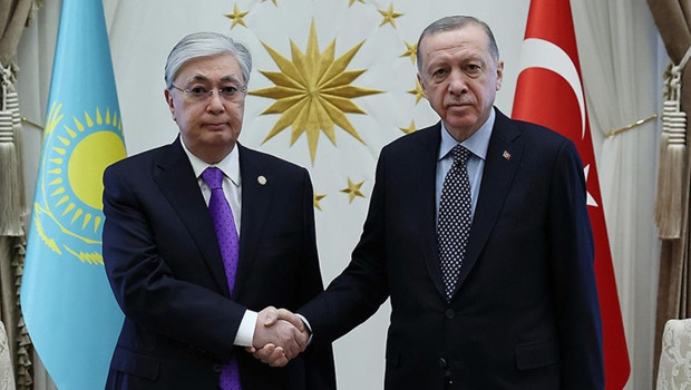 Cumhurbaşkanı Erdoğan, Kazakistan Cumhurbaşkanı Tokayev ile görüştü