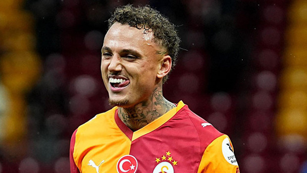 Playstation oynayamıyorum ama futbol için bacak yetiyor