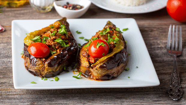 Karnıyarık Sofrası İçin Vazgeçilmez 5 Tamamlayıcı Tarif Neler?