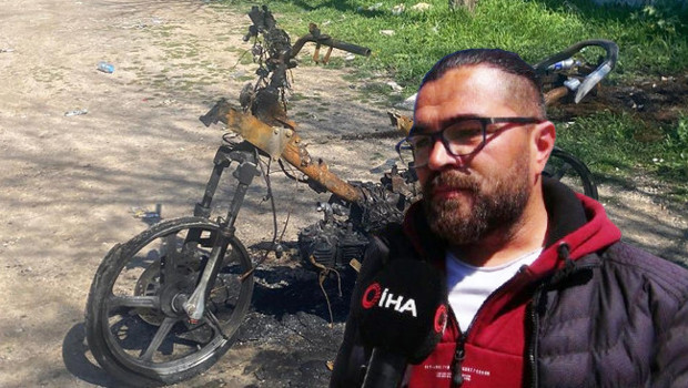 Motosikletine Yazılan Şok Cezaya Tepki: Motoru Ateşe Verdi!